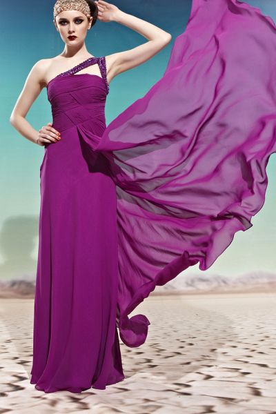 Cod.: 56981 - Vestido de Festa Roxo com Detalhes em Pedraria